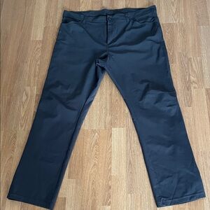 Old Navy Men's Dark GrayChinos